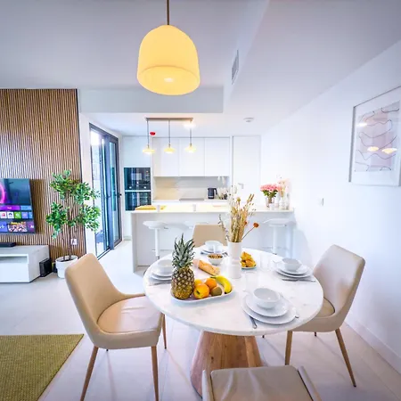 Sea View-higueron Beauty דירה *