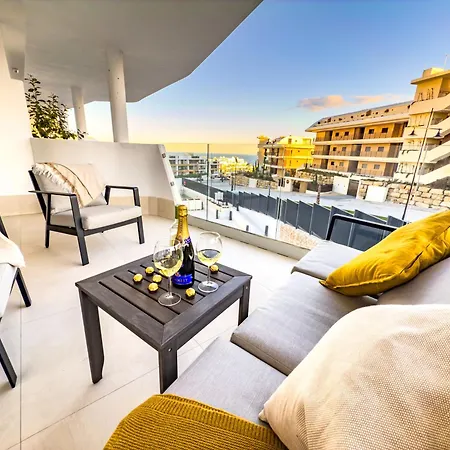 Apartment Sea View-higueron Beauty Fuengirola