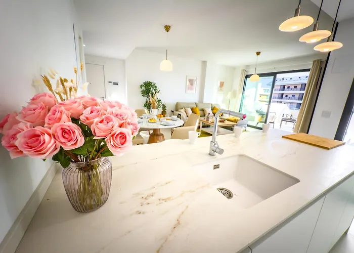 Sea View-higueron Beauty Apartment